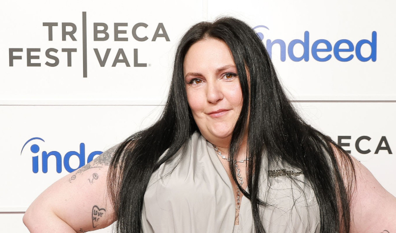 Lena Dunham portrait