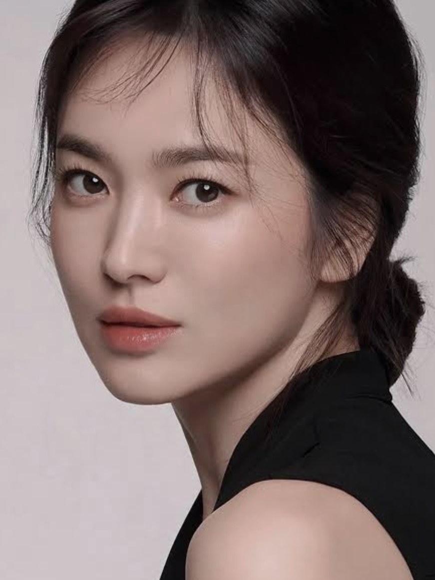Son hye kyo portrait
