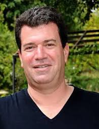 Dan Aloni portrait