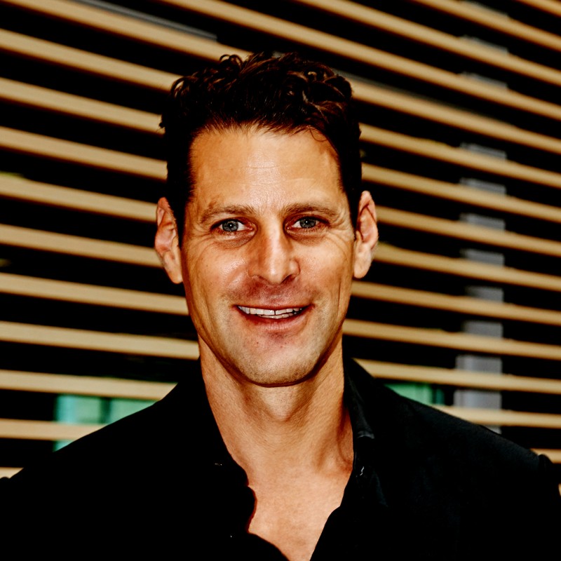 Dan Rosen portrait