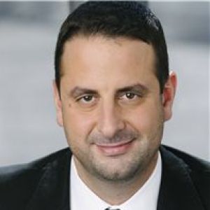 Amir Shahkhalili portrait