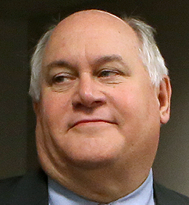 Ron Estes portrait