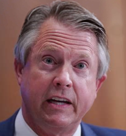Roger Marshall portrait