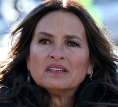 Mariska Hargitay portrait