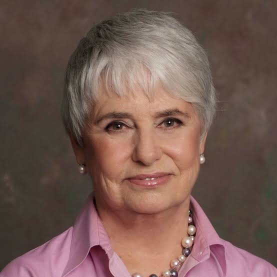 Barbra Kay portrait