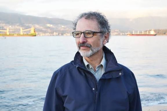 Larry Barzelai portrait