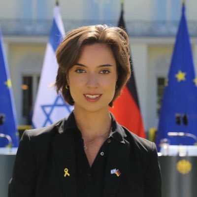 Sarah Maria Sander portrait