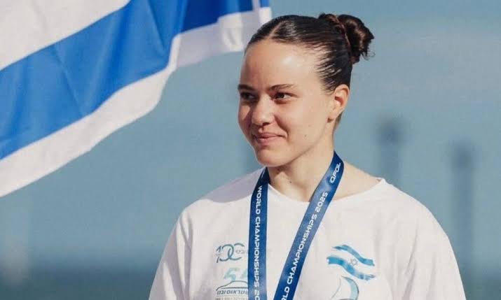 Daniela Peleg portrait