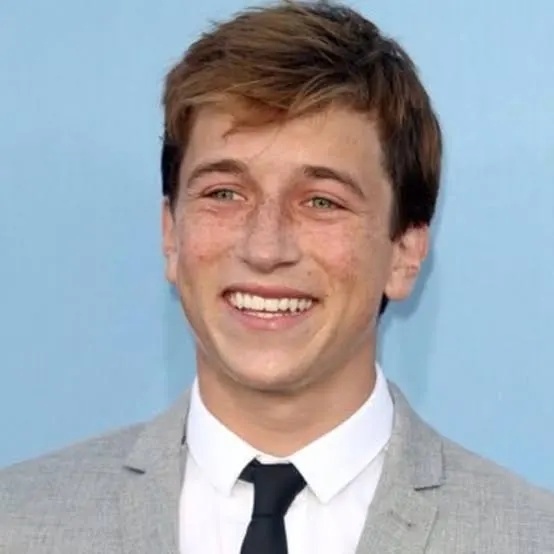 Skyler Gisondo portrait