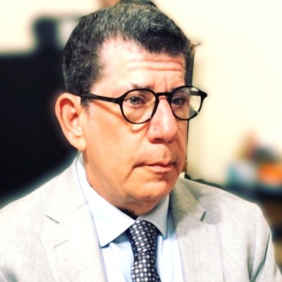 Howard Altman portrait