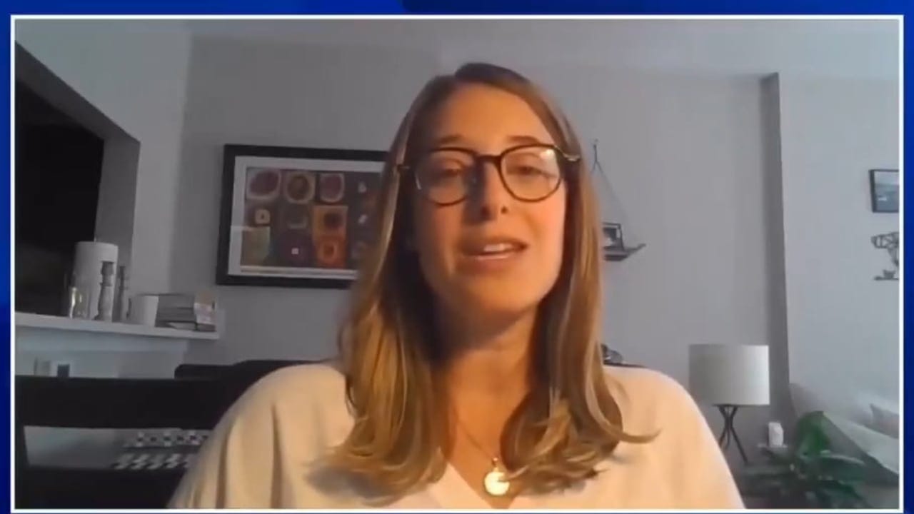 Erica Mindel portrait