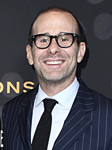 Max Mutchnick portrait