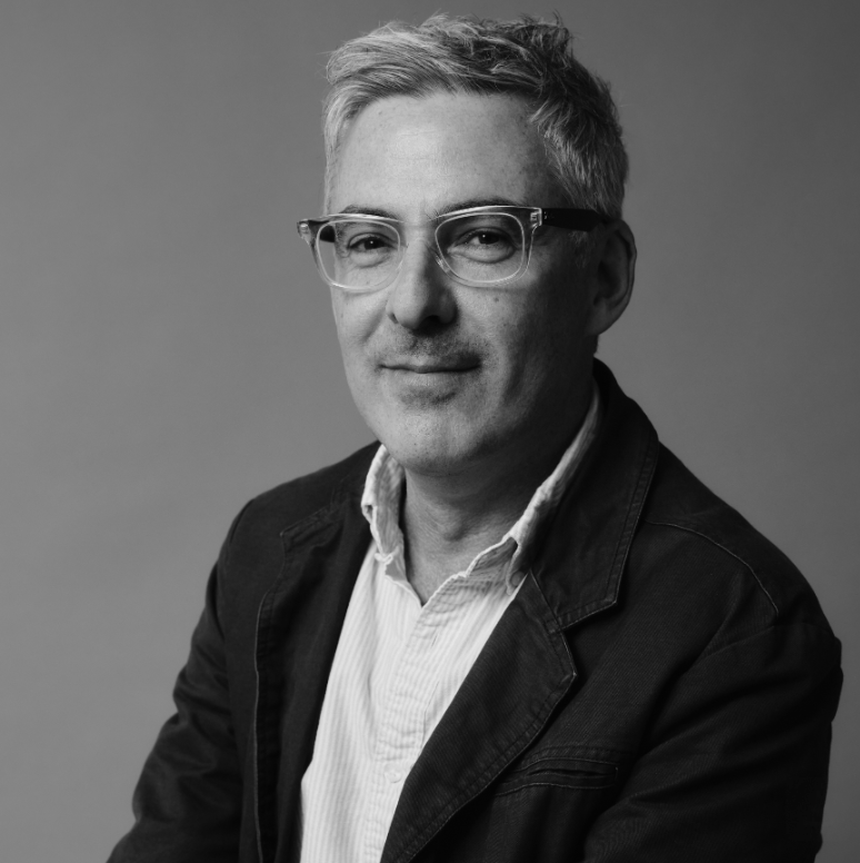 Peter Savodnik portrait