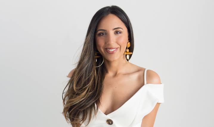 Jasmin Larian portrait