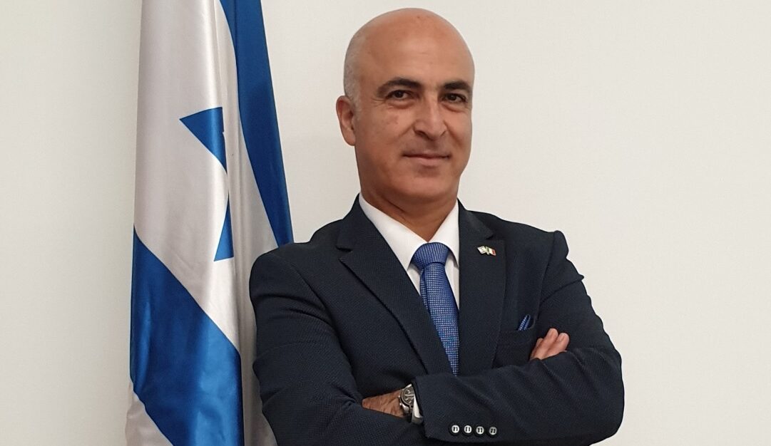 Dror Eydar portrait