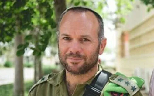 Nochi Mandel portrait