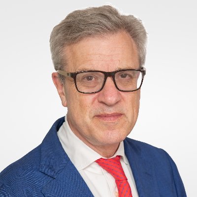 Dan Diker portrait